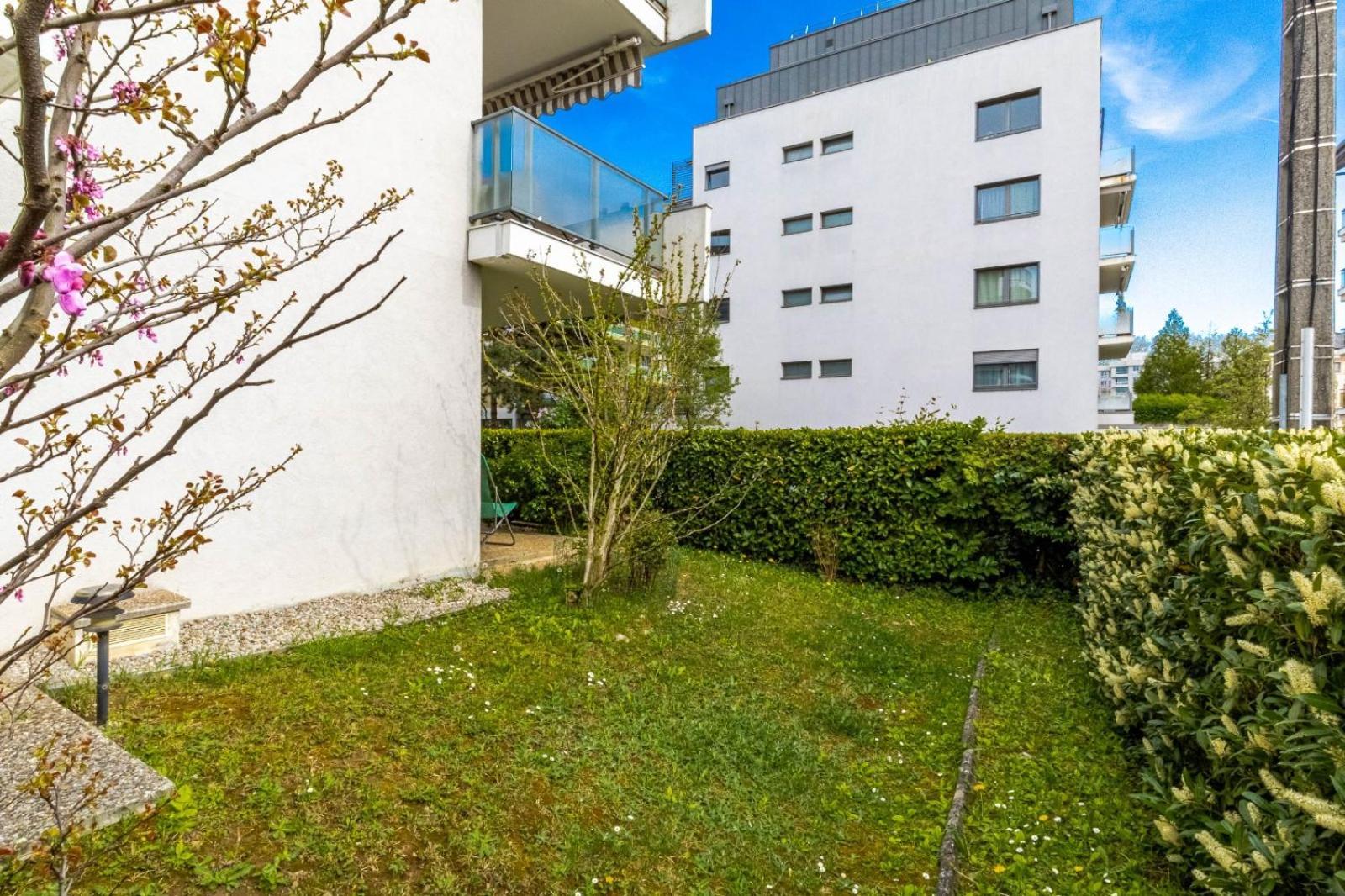 Le Gouverneur, 100M Du Lac Avec Parking Annecy Luaran gambar